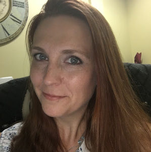 Meet your Posher, Julie